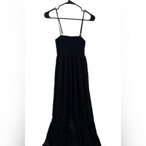 Edén & Olivia Elegant Black Maxi Dress size M